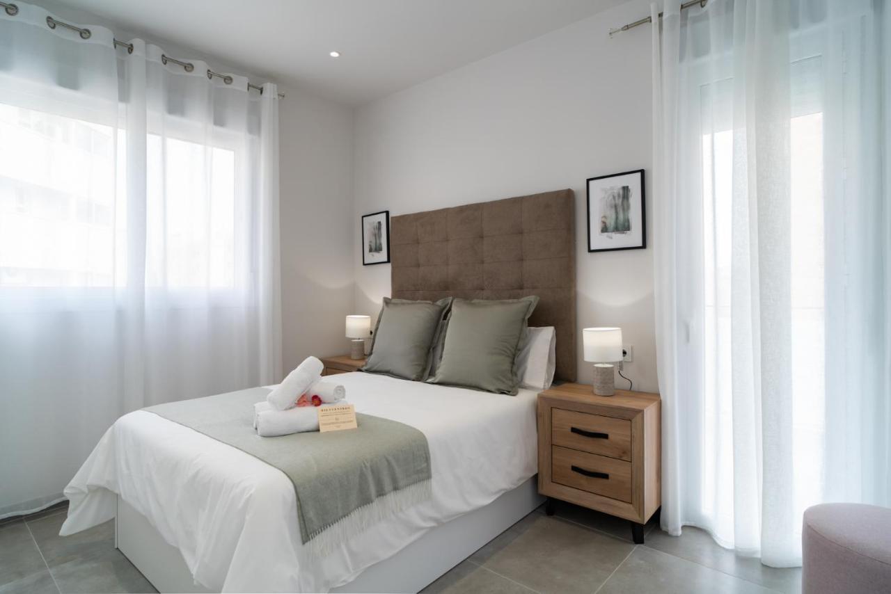 Apartamento AAC Málaga - Con luz propia, amplio y nuevo! Exterior foto