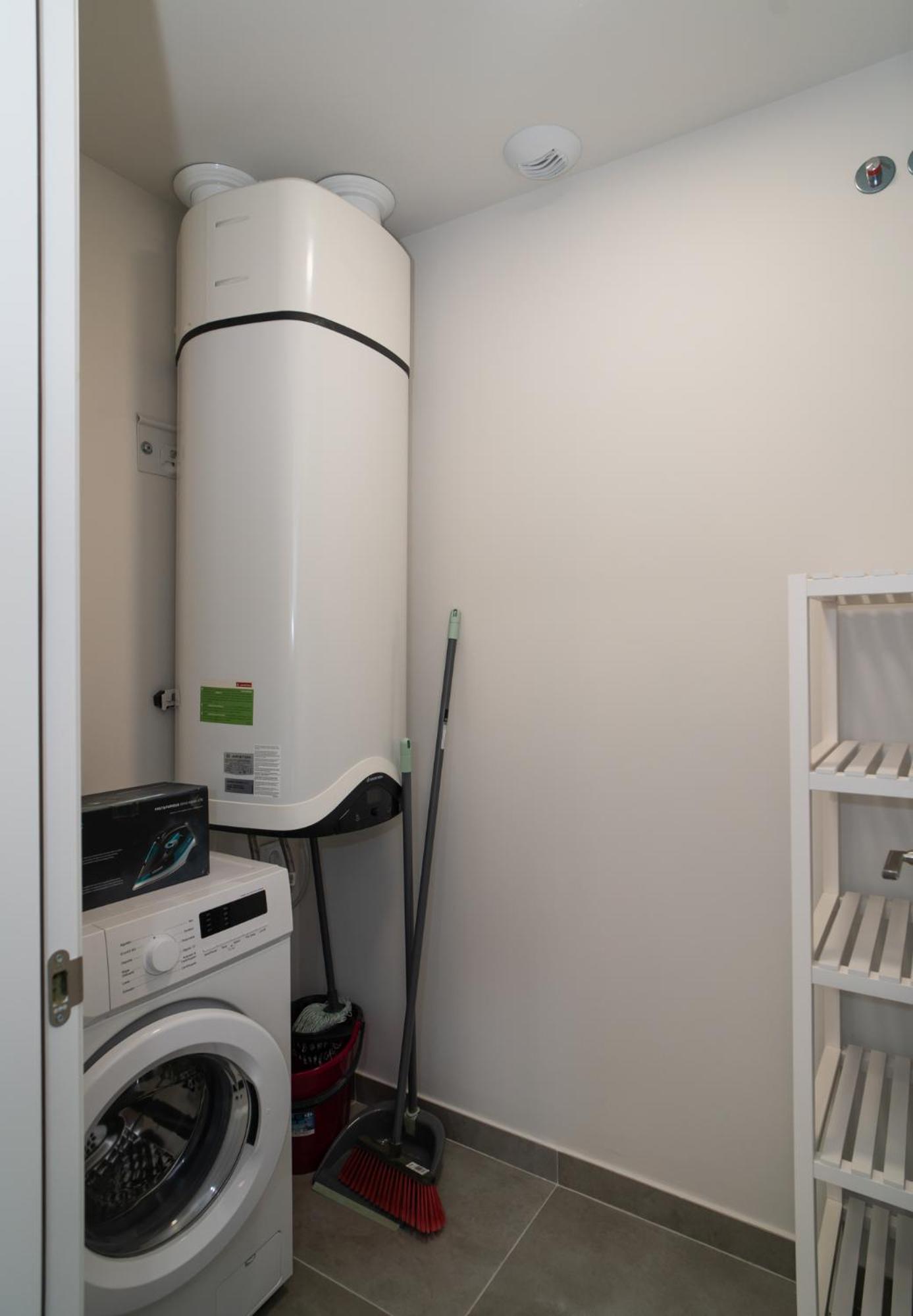 Apartamento AAC Málaga - Con luz propia, amplio y nuevo! Habitación foto